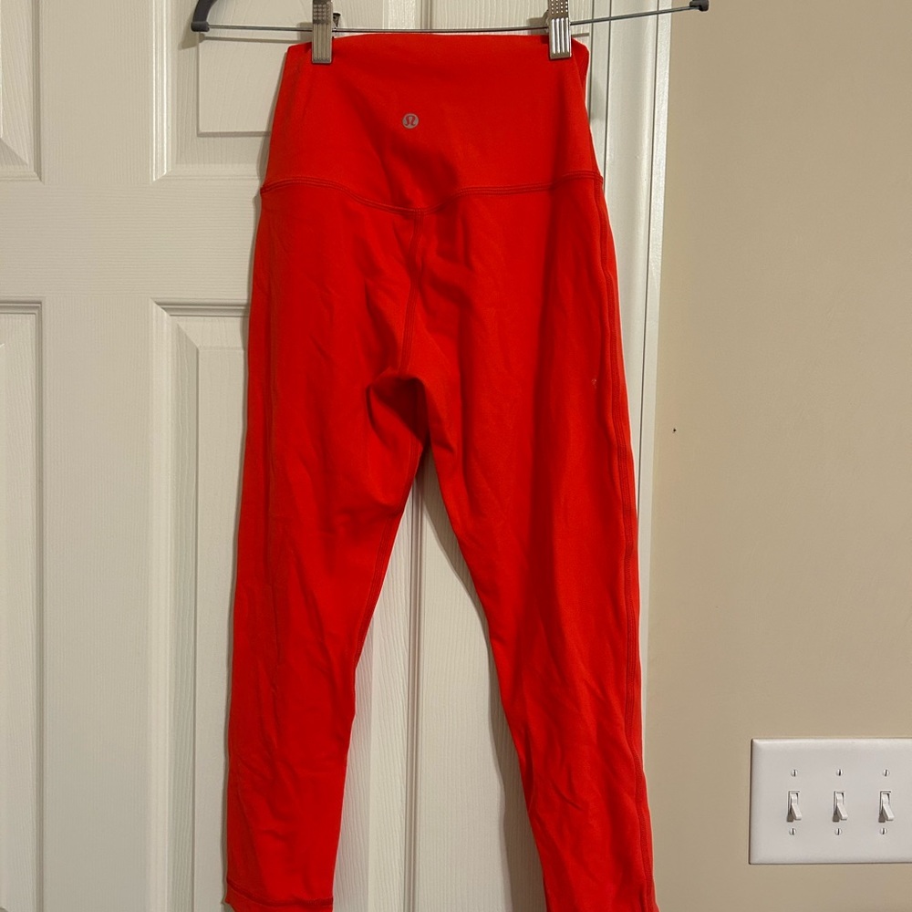 Lululemon size 4 align leggings 23"